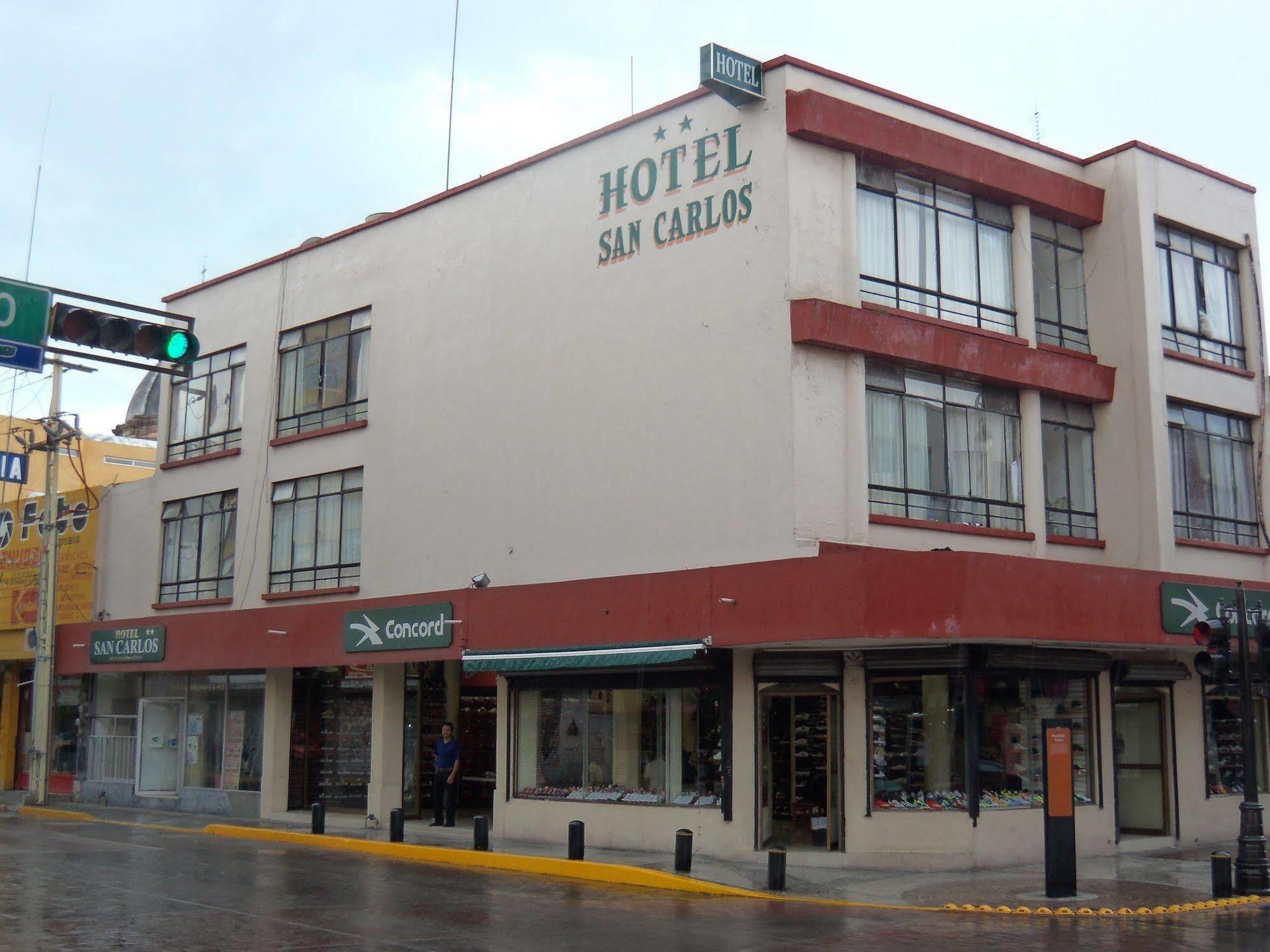 Hotel San Carlos Irapuato Exterior photo